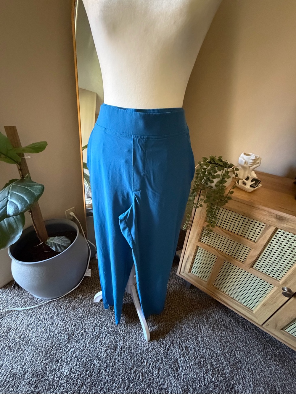 Athleta Teal Wide-Leg Pull-On Pants